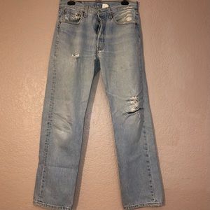 Vintage Levi’s 501 high-rise button fly, well-loved light blue 31x30 approx sz 6